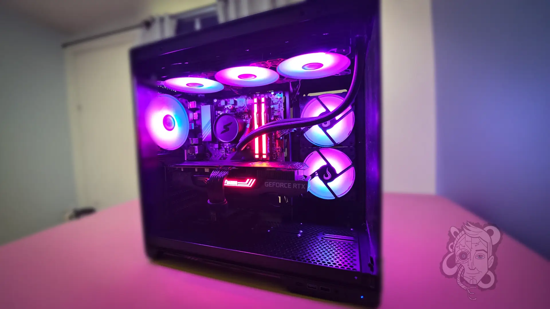 PC gamer high end com placa de vídeo RTX, refrigeração líquida e setup RGB para máxima performance